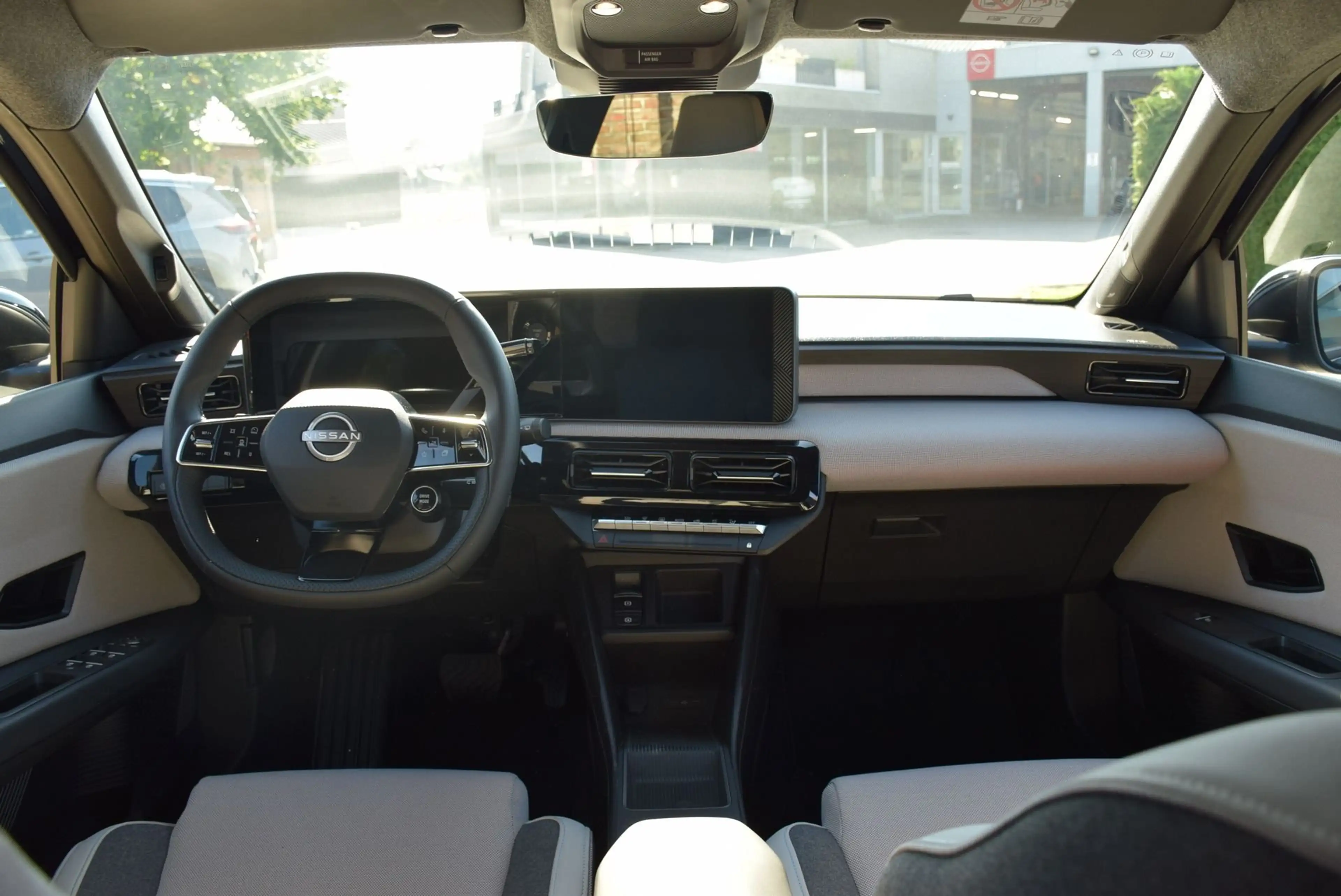Nissan Micra 52 kWh Evolve — photo 8