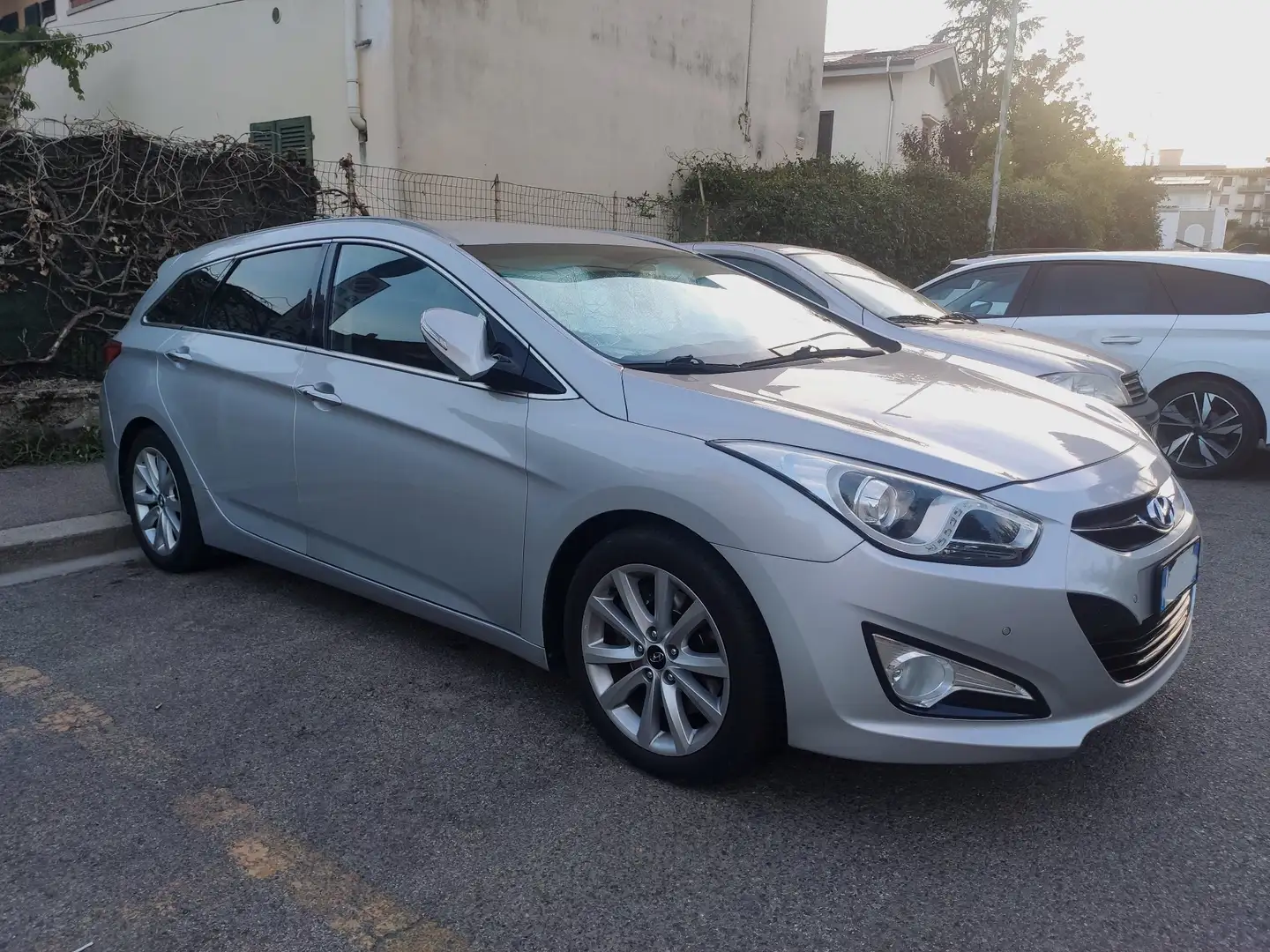 Hyundai i40 Wagon 1.7 crdi Style 136cv auto - 1