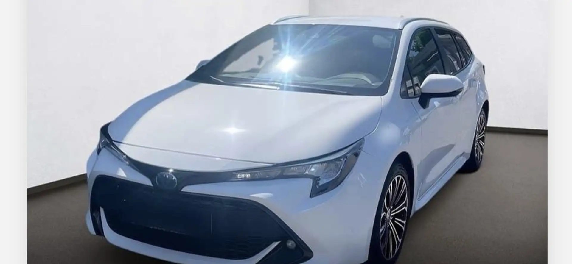 Toyota Corolla 1,8 Hybrid Touring Sports Active Drive - 1