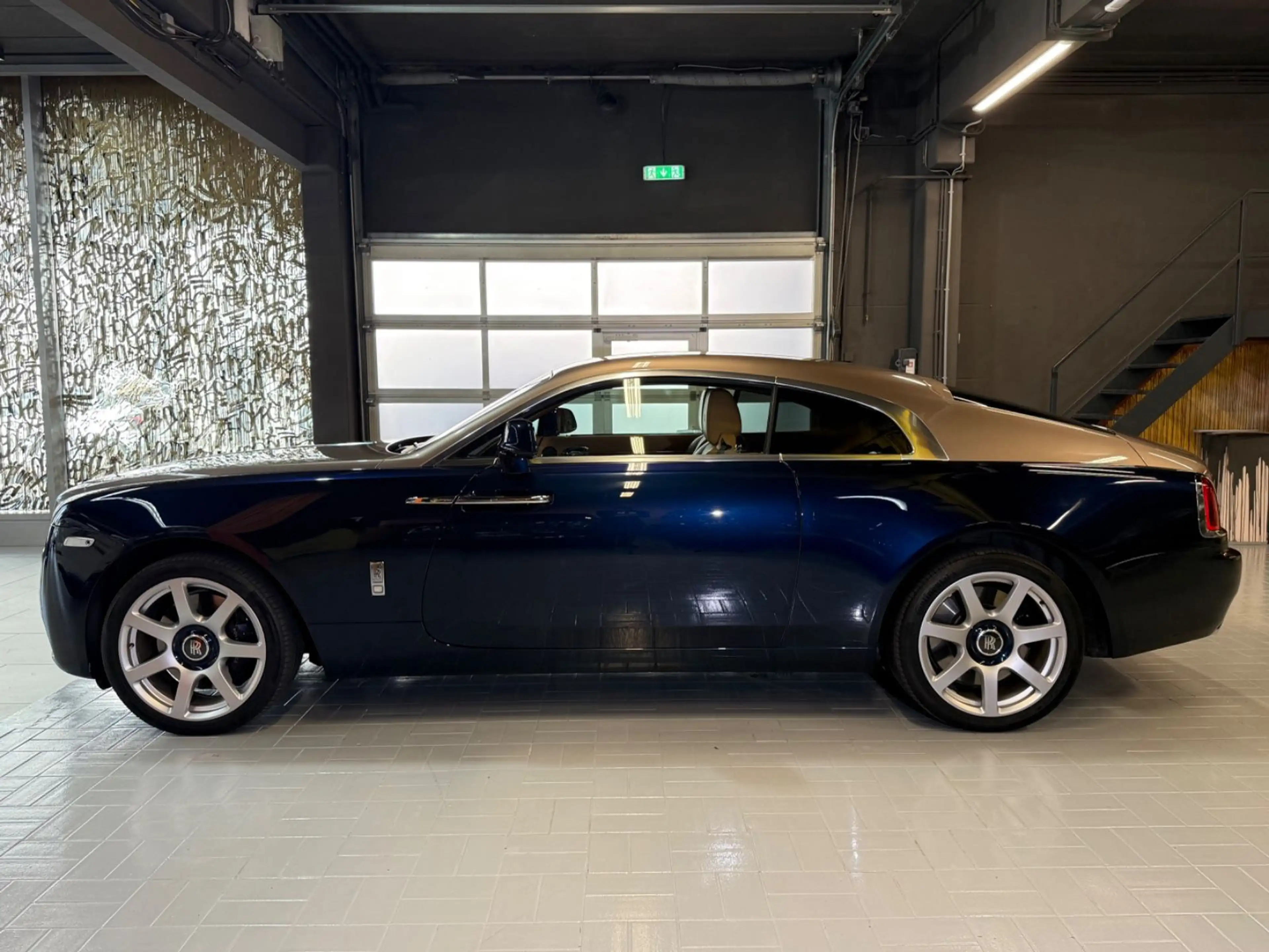 Rolls-Royce Wraith HUD~ACC~TWO-TONE~BELÜFTUNG~STERNEHIMMEL — photo 4