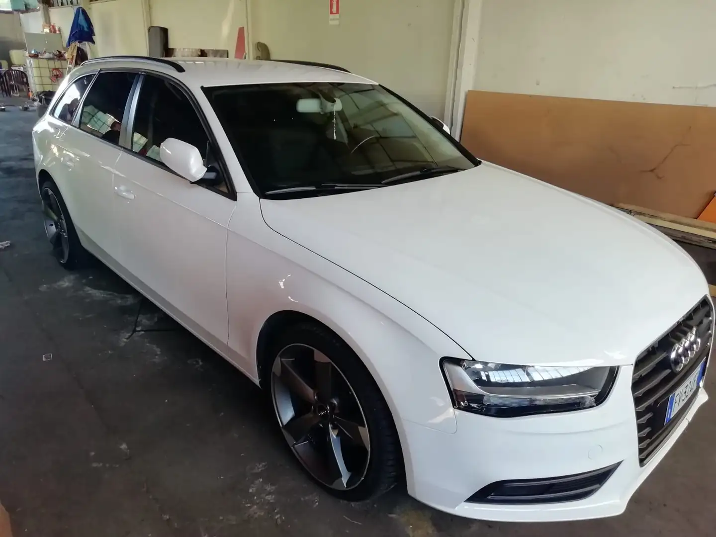 Audi A4 A4 IV 2012 Avant Avant 2.0 tdi quattro 150cv Bianco - 1
