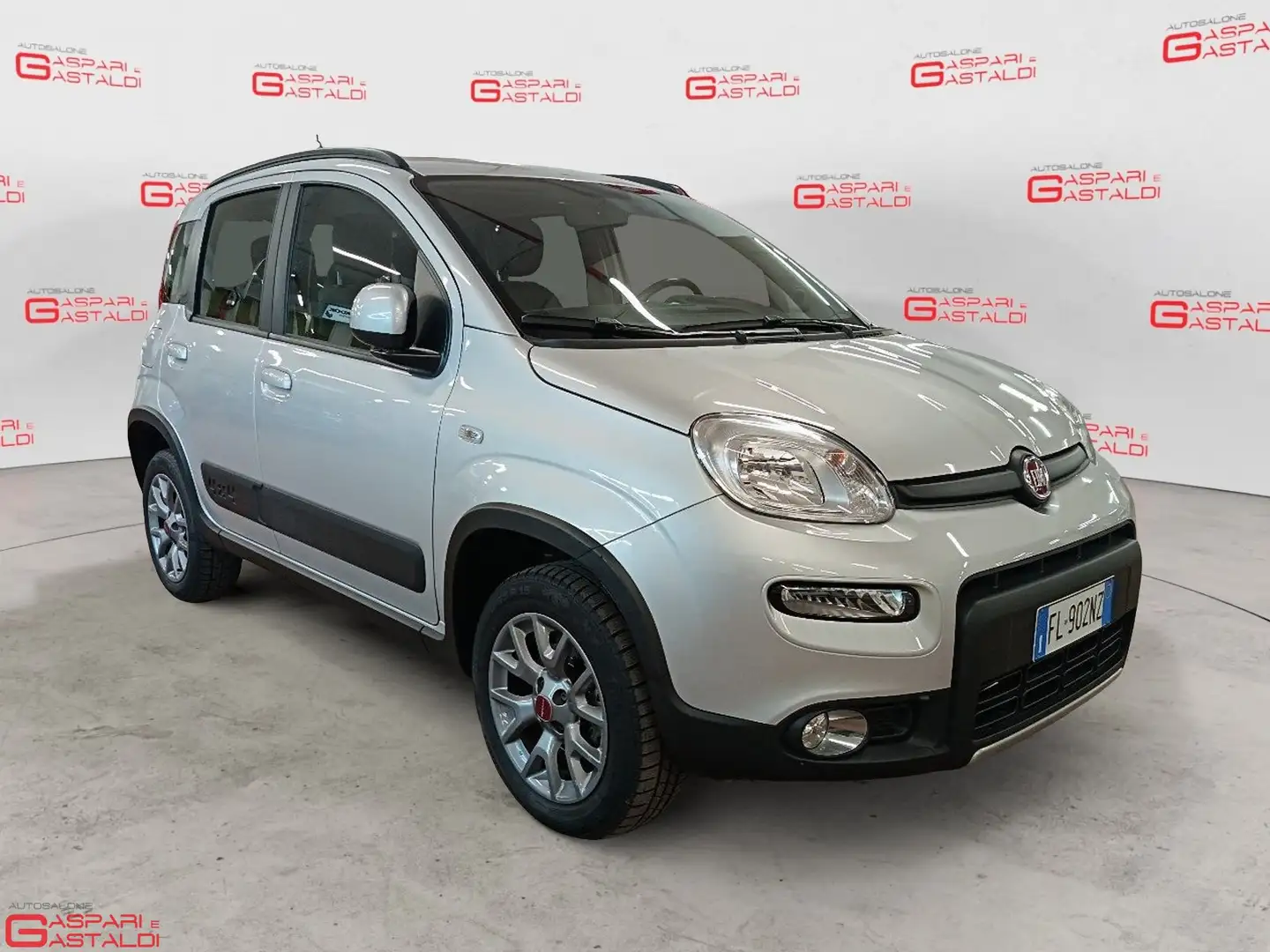 Fiat Panda 0.9 TwinAir Turbo S&S 4x4 Grijs - 2