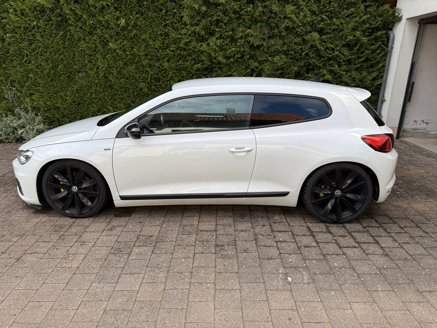 Volkswagen Scirocco Scirocco 2.0 TDI Blue Motion Technologie Club Weiß - 2