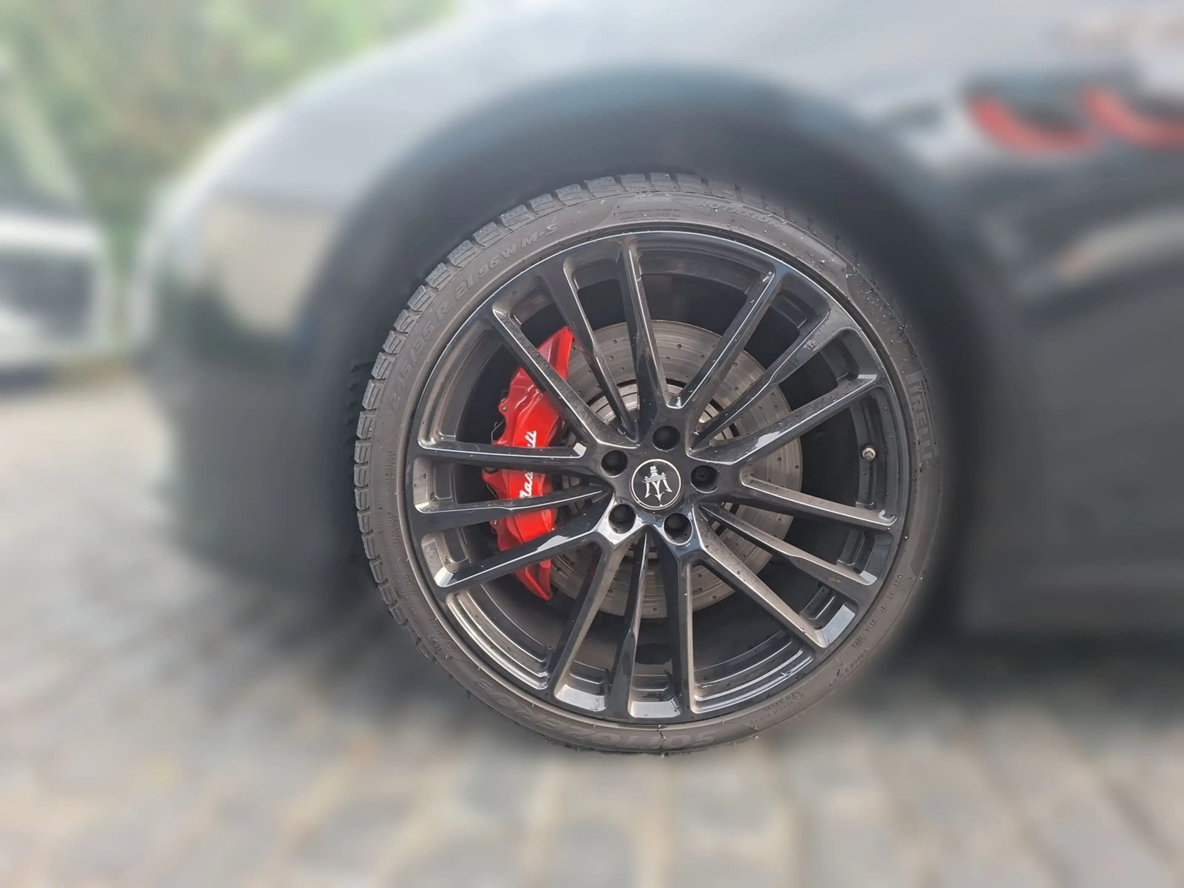 Maserati Quattroporte Trofeo — photo 9