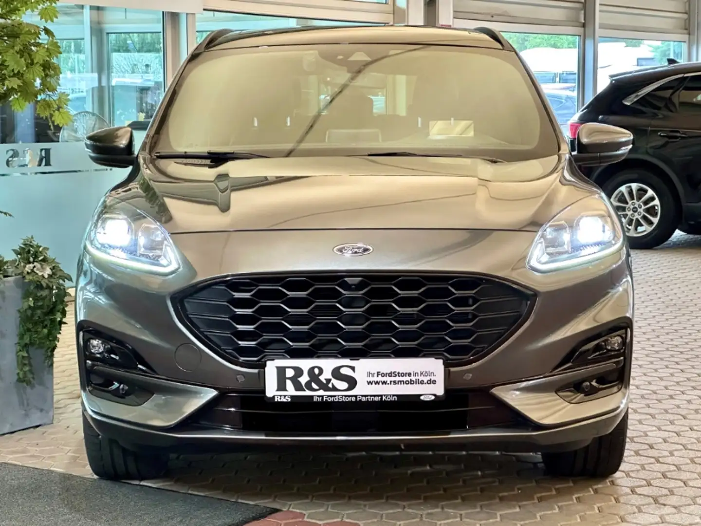 Ford Kuga ST-Line X+Automatik+Pano+AHK+B&O+Kamera Grau - 2