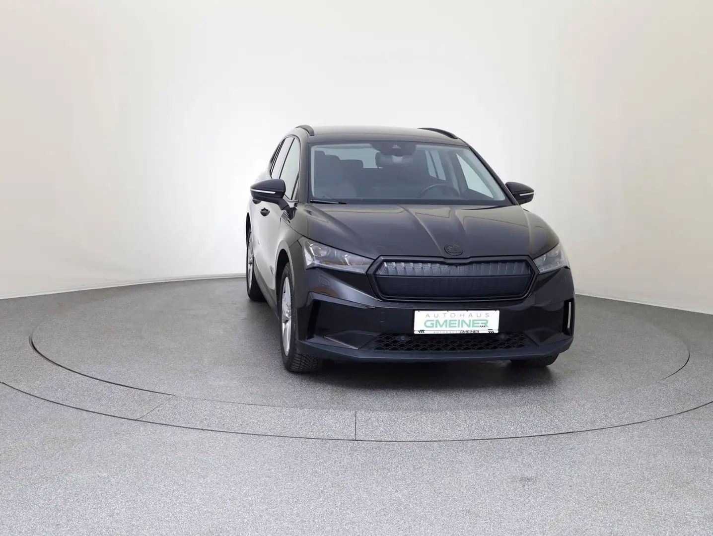 Skoda Enyaq 60 Schwarz - 2