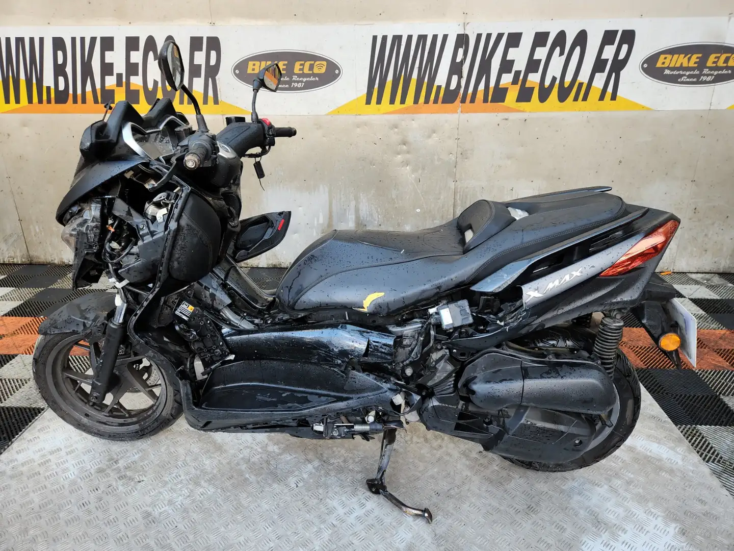 Yamaha X-Max 125 Gris - 2