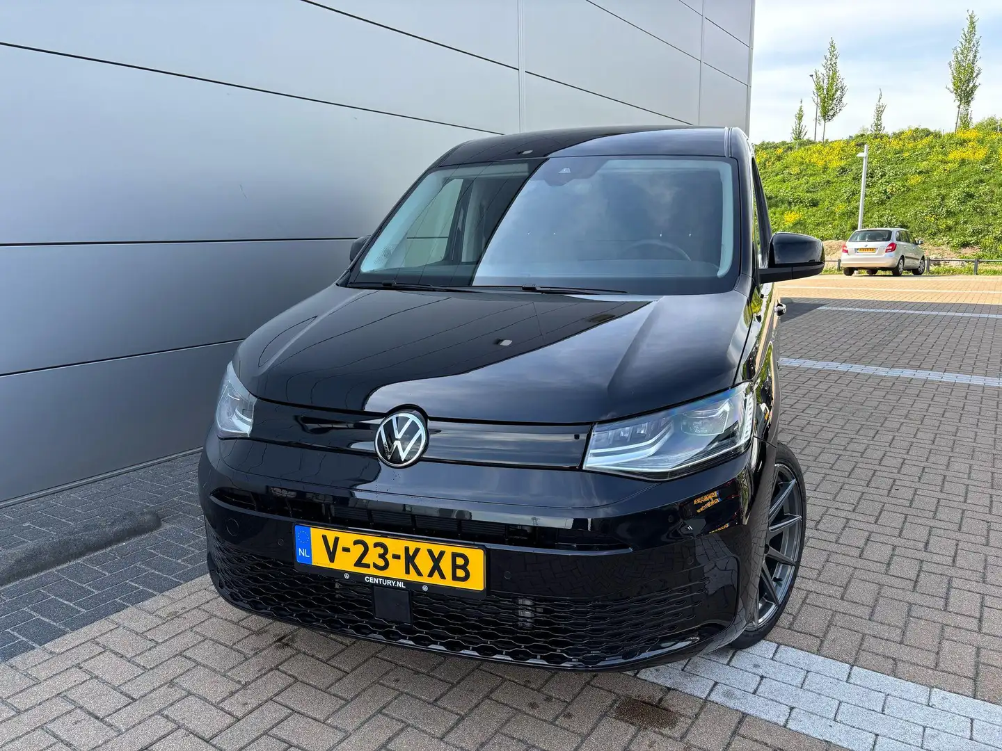 Volkswagen Caddy Bedrijfswagens Cargo 2.0 TDI Style Zwart - 2