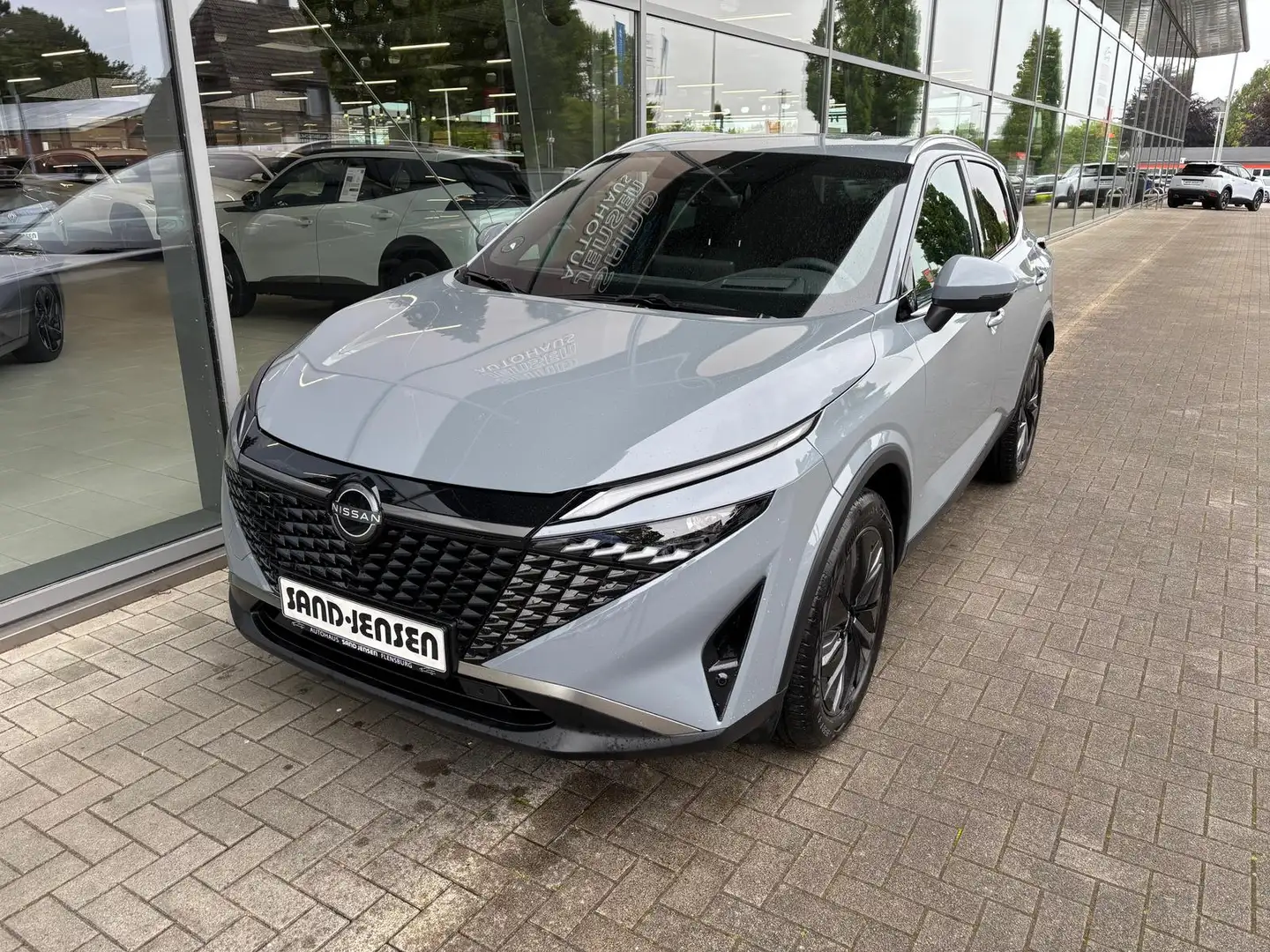 Nissan Qashqai MHEV 158 Xtronic Tekna HUD Matrix ICC Сірий - 2