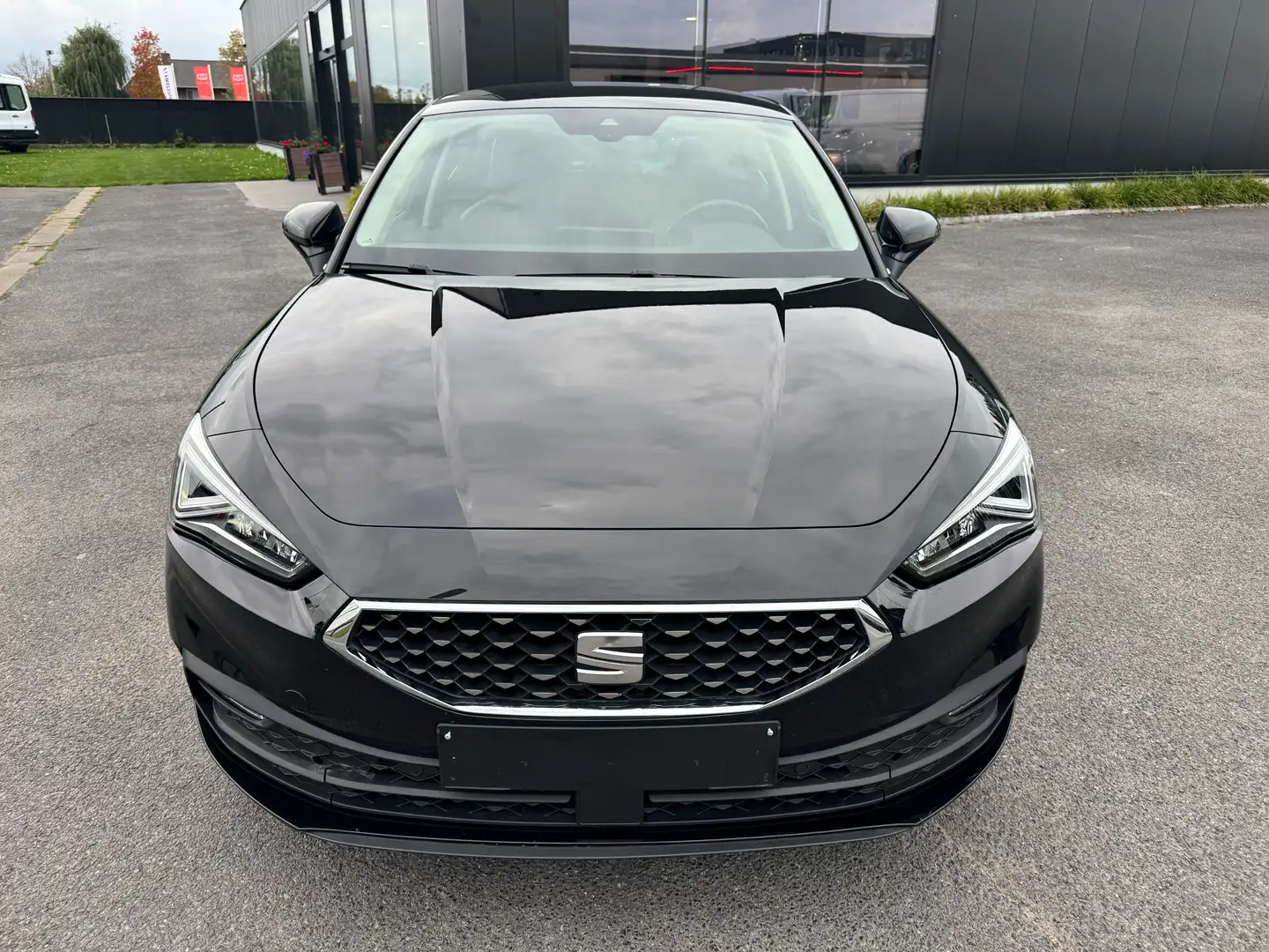 SEAT Leon e-Hybrid 1.4 tsi phev dsg xcellence camera leer Zwart - 2