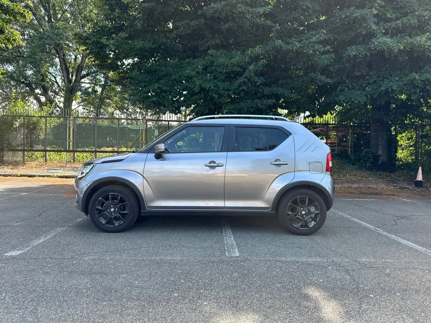 Suzuki Ignis 1.2 DualJet Top 2WD Grigio - 2