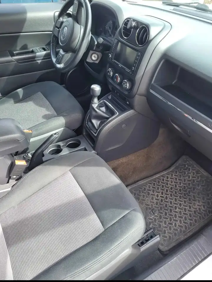 Jeep Patriot снимка Jeep Patriot