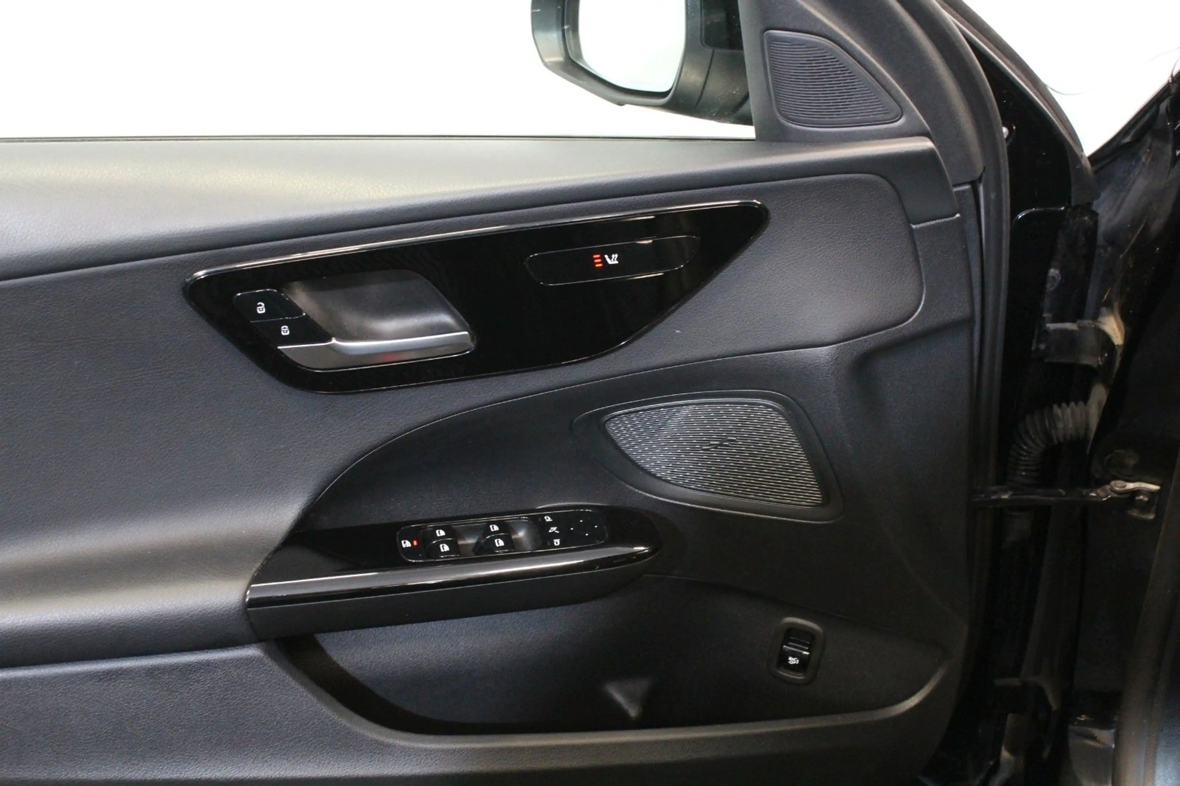 Mercedes-Benz C 200 T-Modell*LED*Navi*AHK*Mbux*Kamera*Spurass. — photo 35