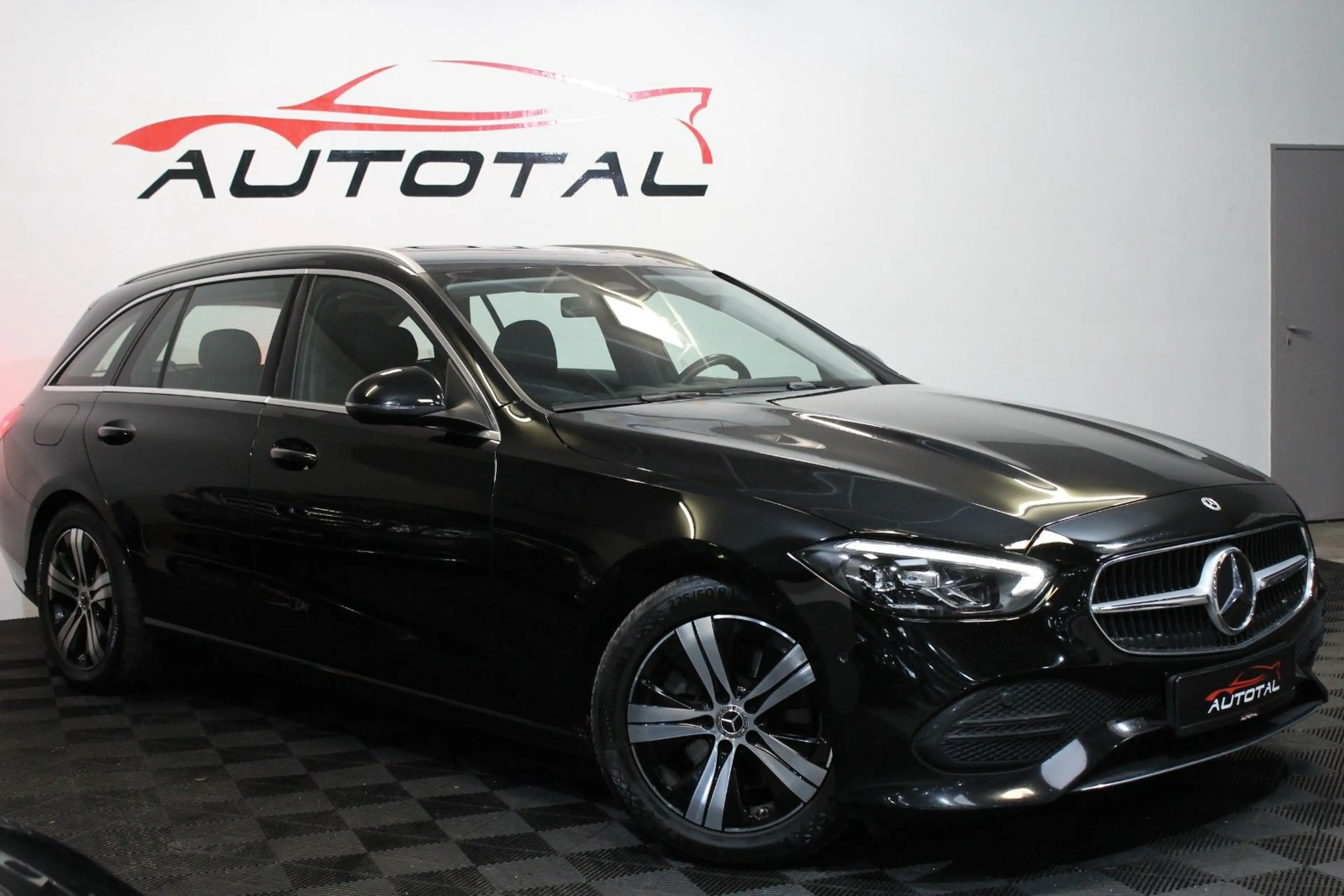 Mercedes-Benz C 200 T-Modell*LED*Navi*AHK*Mbux*Kamera*Spurass. — photo 8