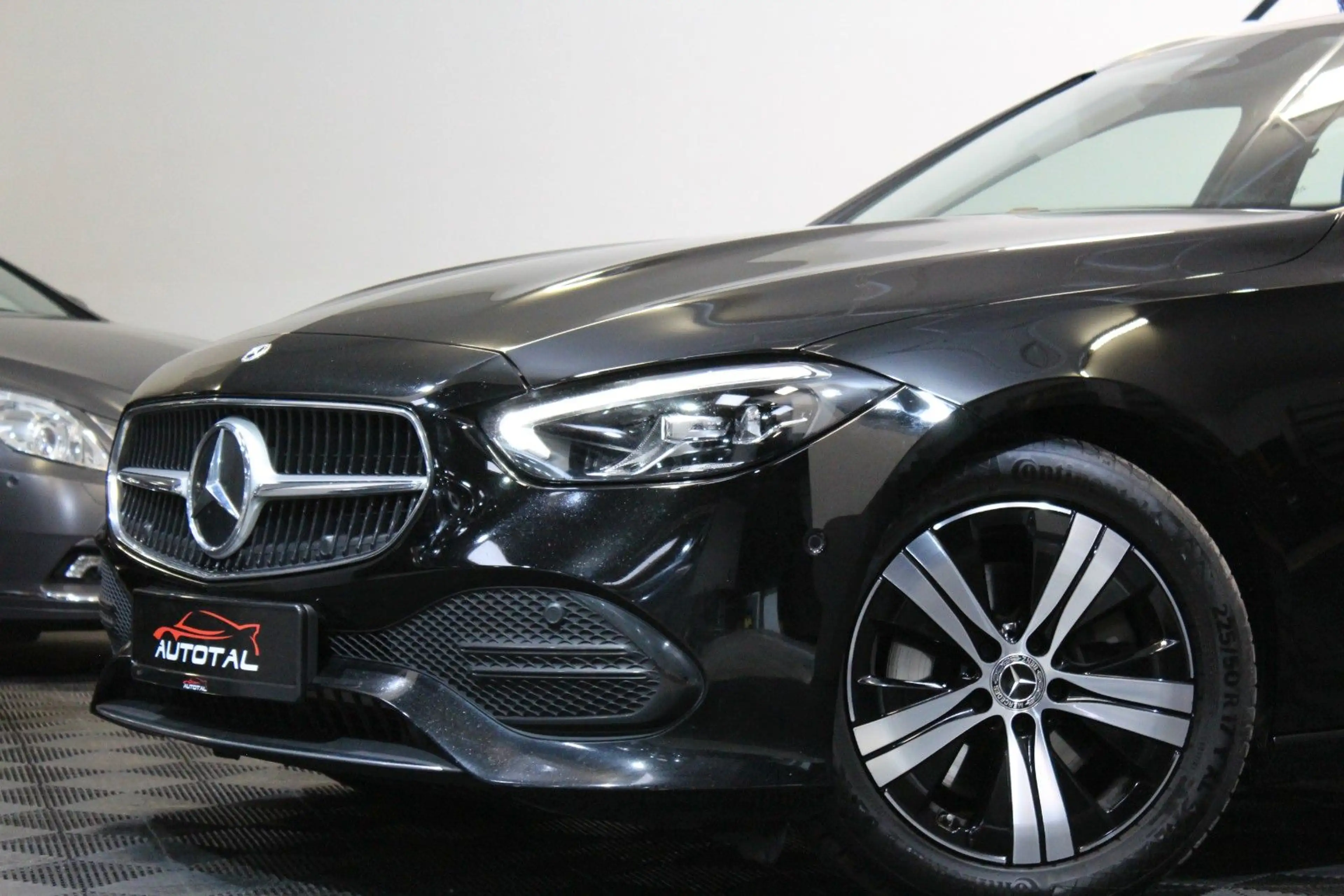 Mercedes-Benz C 200 T-Modell*LED*Navi*AHK*Mbux*Kamera*Spurass. — photo 3