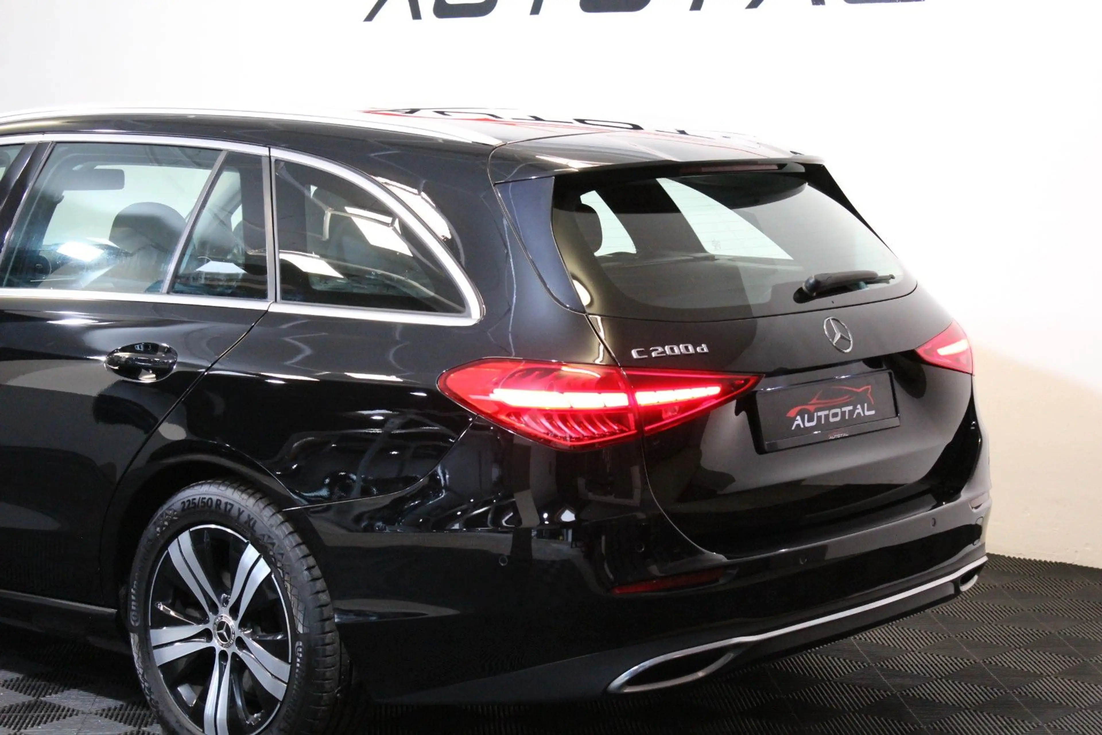 Mercedes-Benz C 200 T-Modell*LED*Navi*AHK*Mbux*Kamera*Spurass. — photo 38