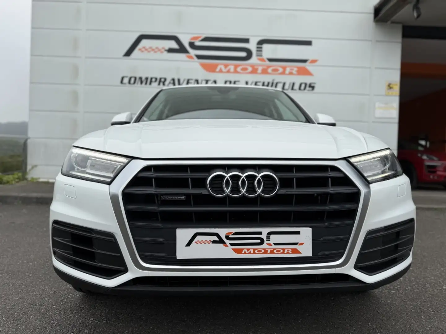 Audi Q5 2.0TDI quattro-ultra S tronic 120kW Blanco - 2