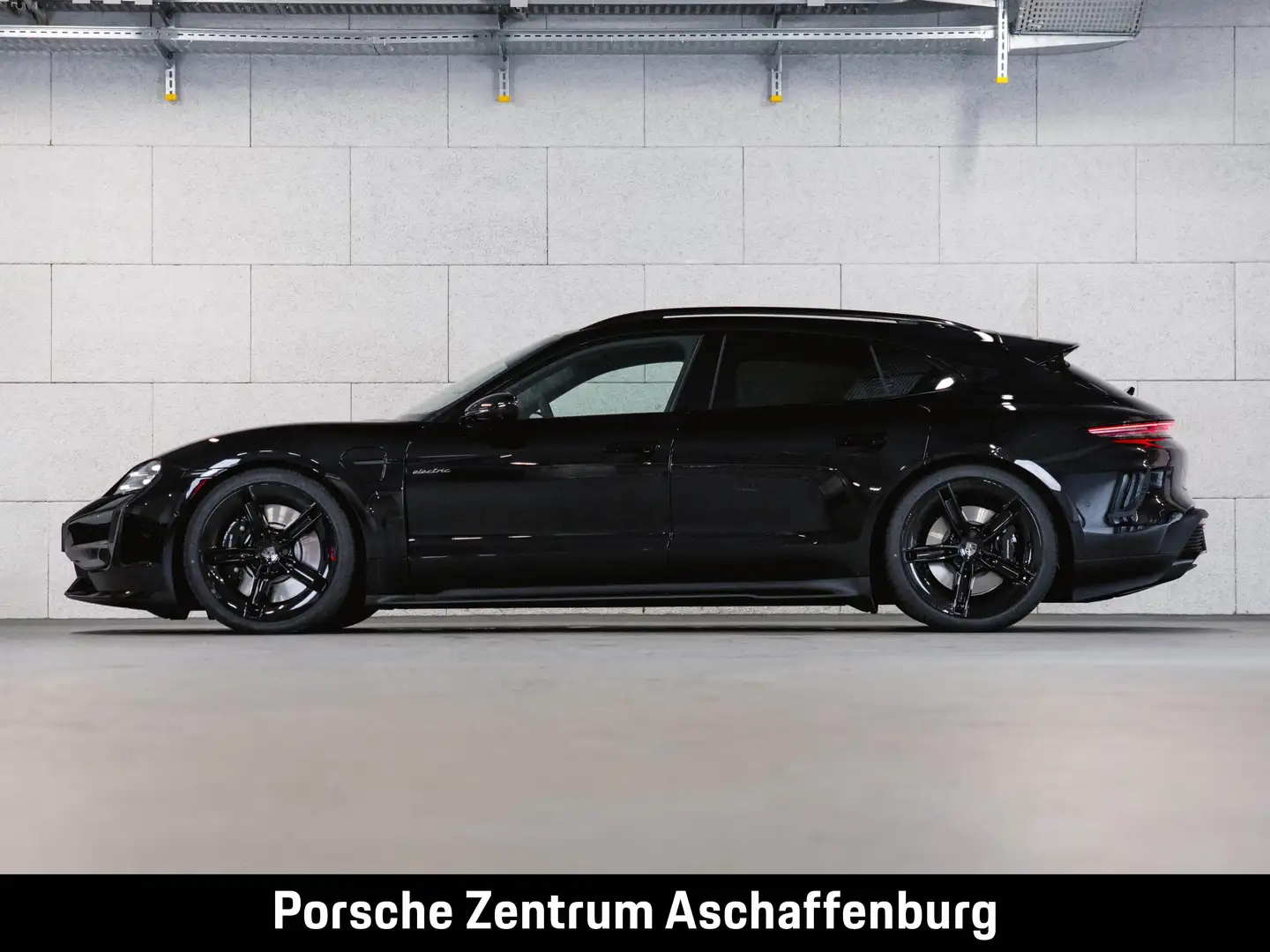 Porsche Taycan Turbo Sport Turismo SportDesign Paket Schwarz - 2