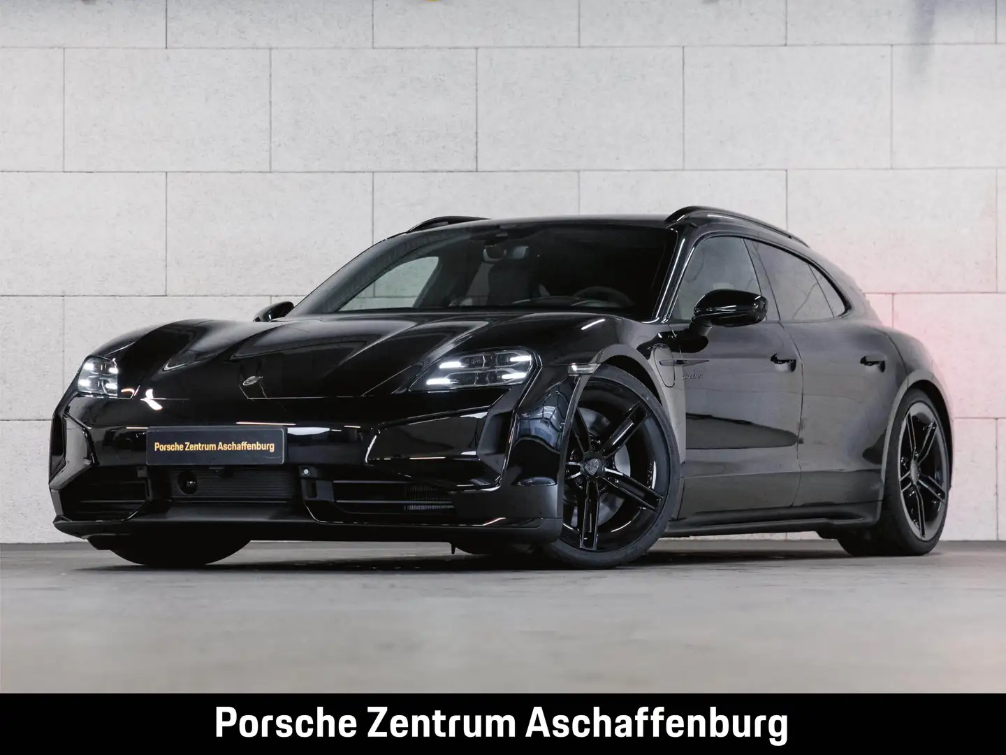 Porsche Taycan Turbo Sport Turismo SportDesign Paket Schwarz - 1