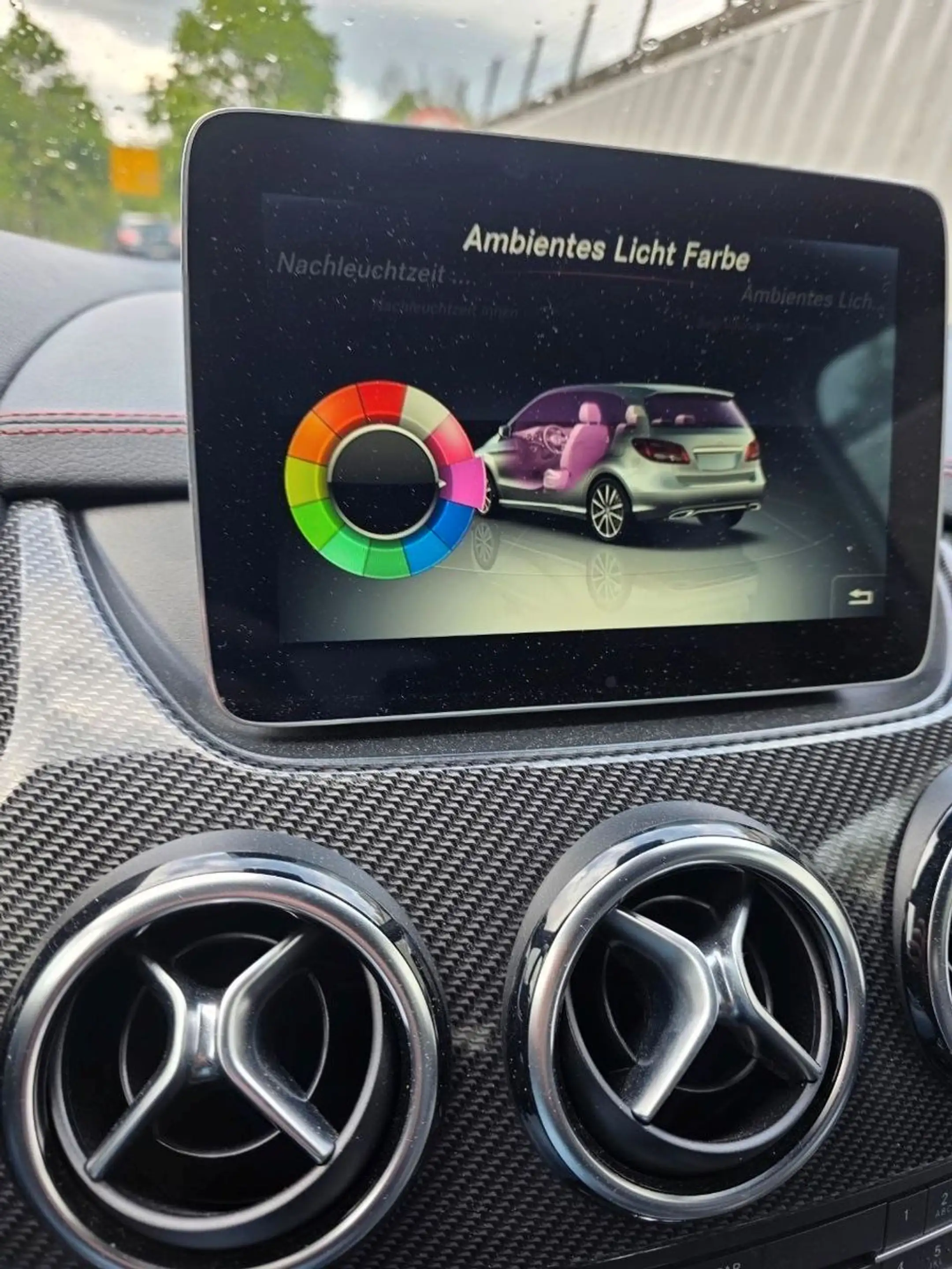 Mercedes-Benz B 220 4Matic AMG Line — photo 7