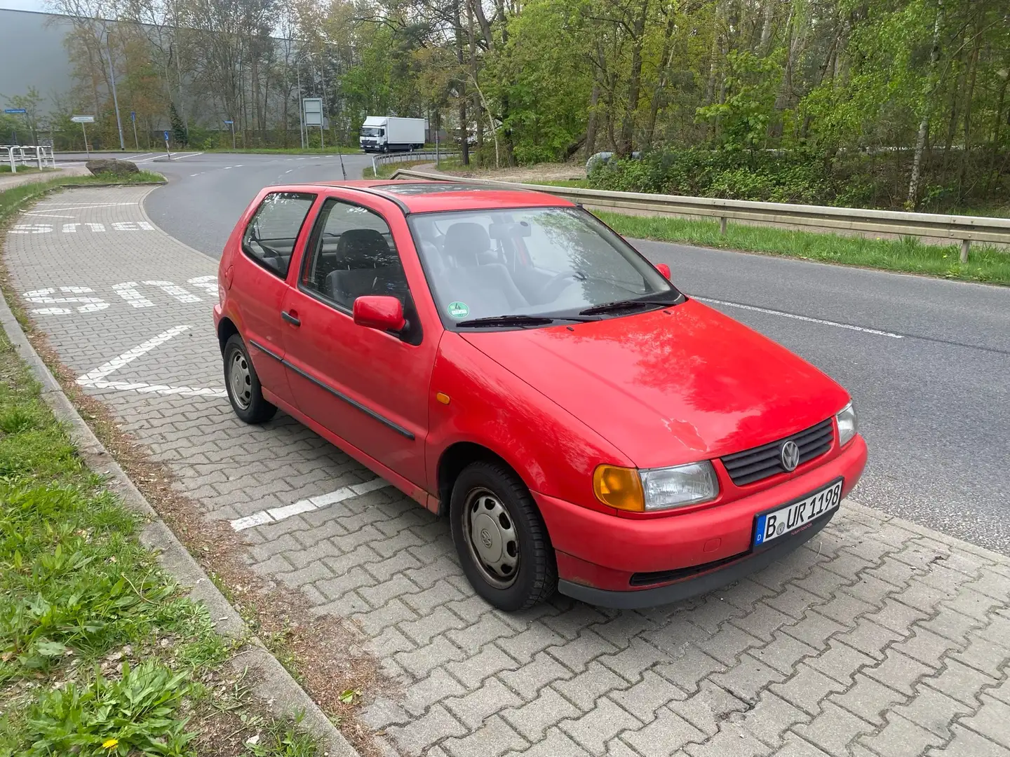 Volkswagen Polo Rojo - 1
