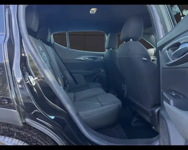 Alfa Romeo Tonale view 18