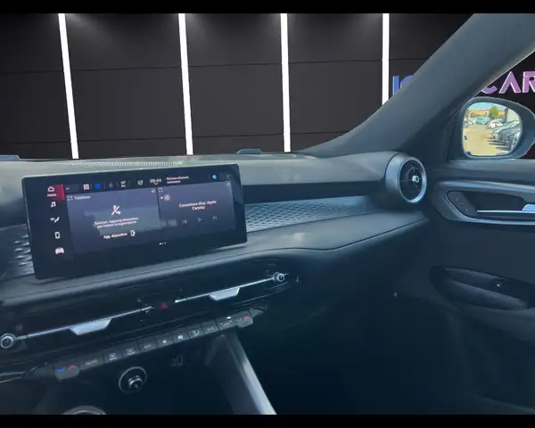 Alfa Romeo Tonale view 13
