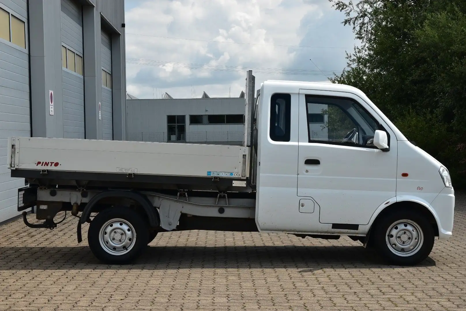 DFSK K01 Kipper/Pritsche/AHK/HU 06.2027 Weiß - 2