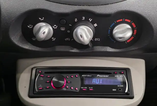 Renault Twingo view 15