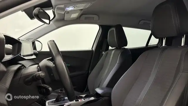 Peugeot 2008 view 12