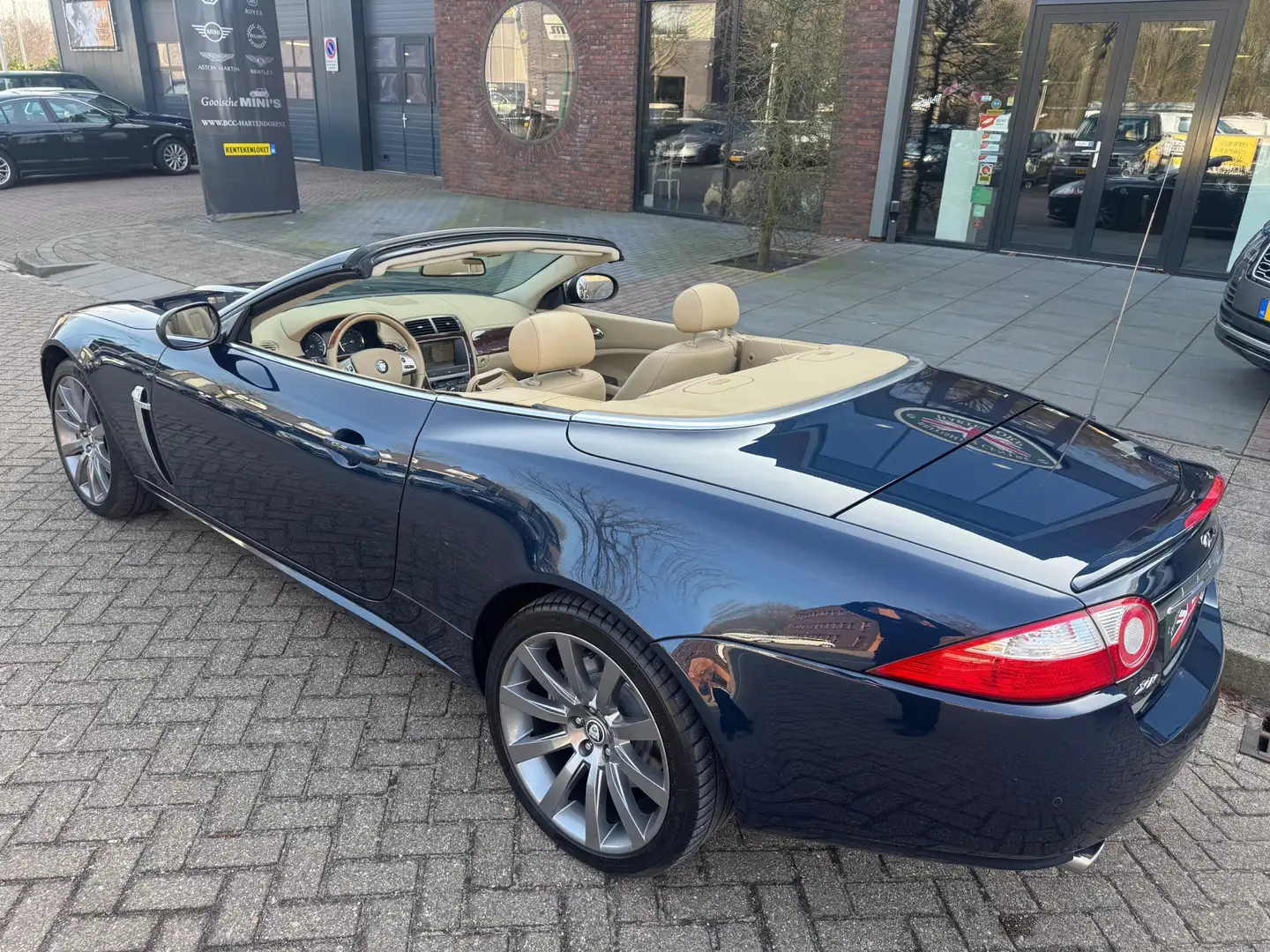 Jaguar XK 4.2 V8 Convertible Blau - 2