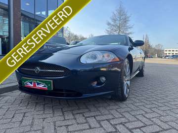 4.2 V8 Convertible