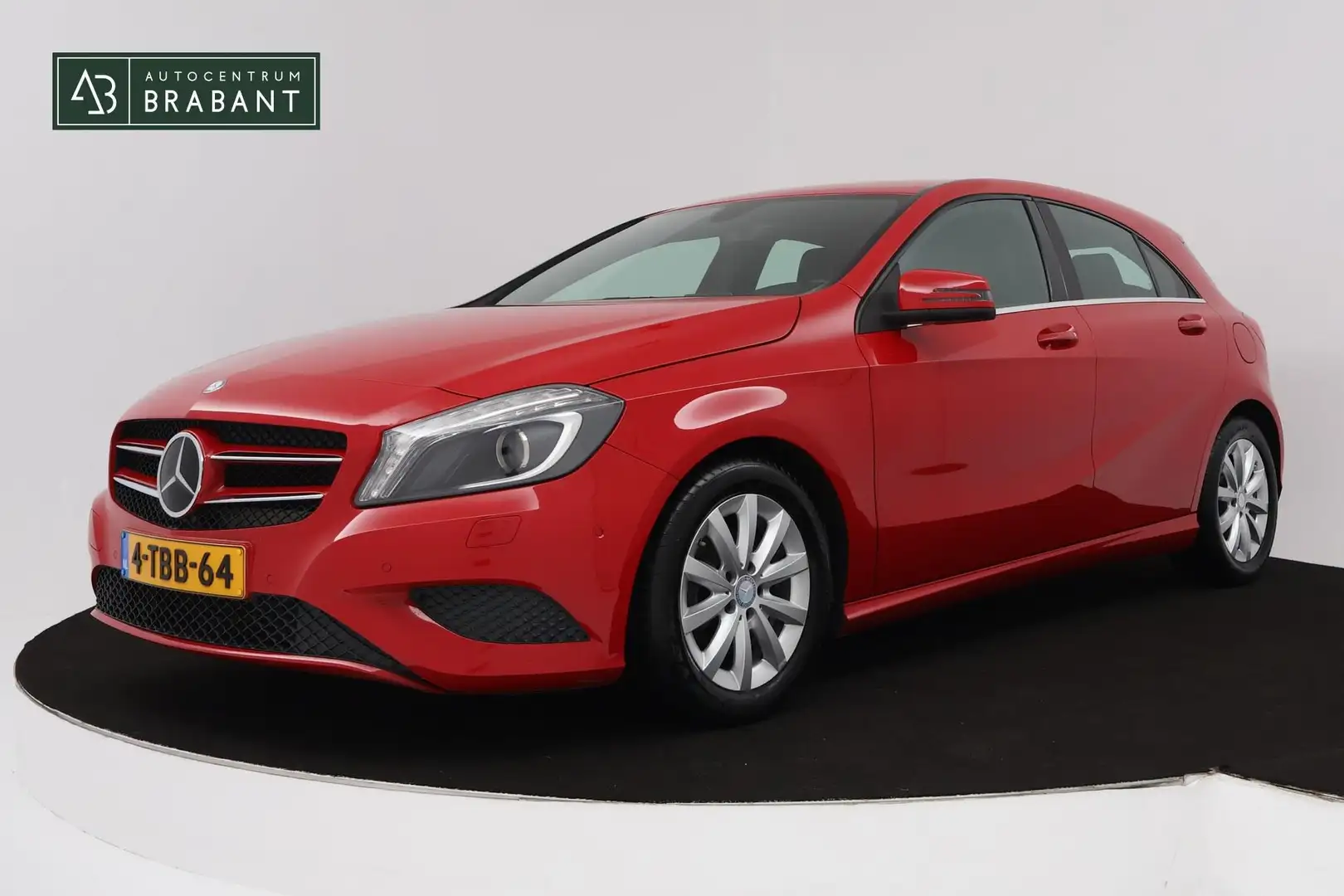 Mercedes-Benz A 180 4U3 (NAVIGATIE, STOELVERWAMING) Rood - 1