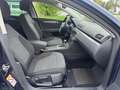 Volkswagen Passat - thumbnail 17