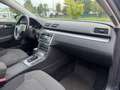 Volkswagen Passat - thumbnail 16