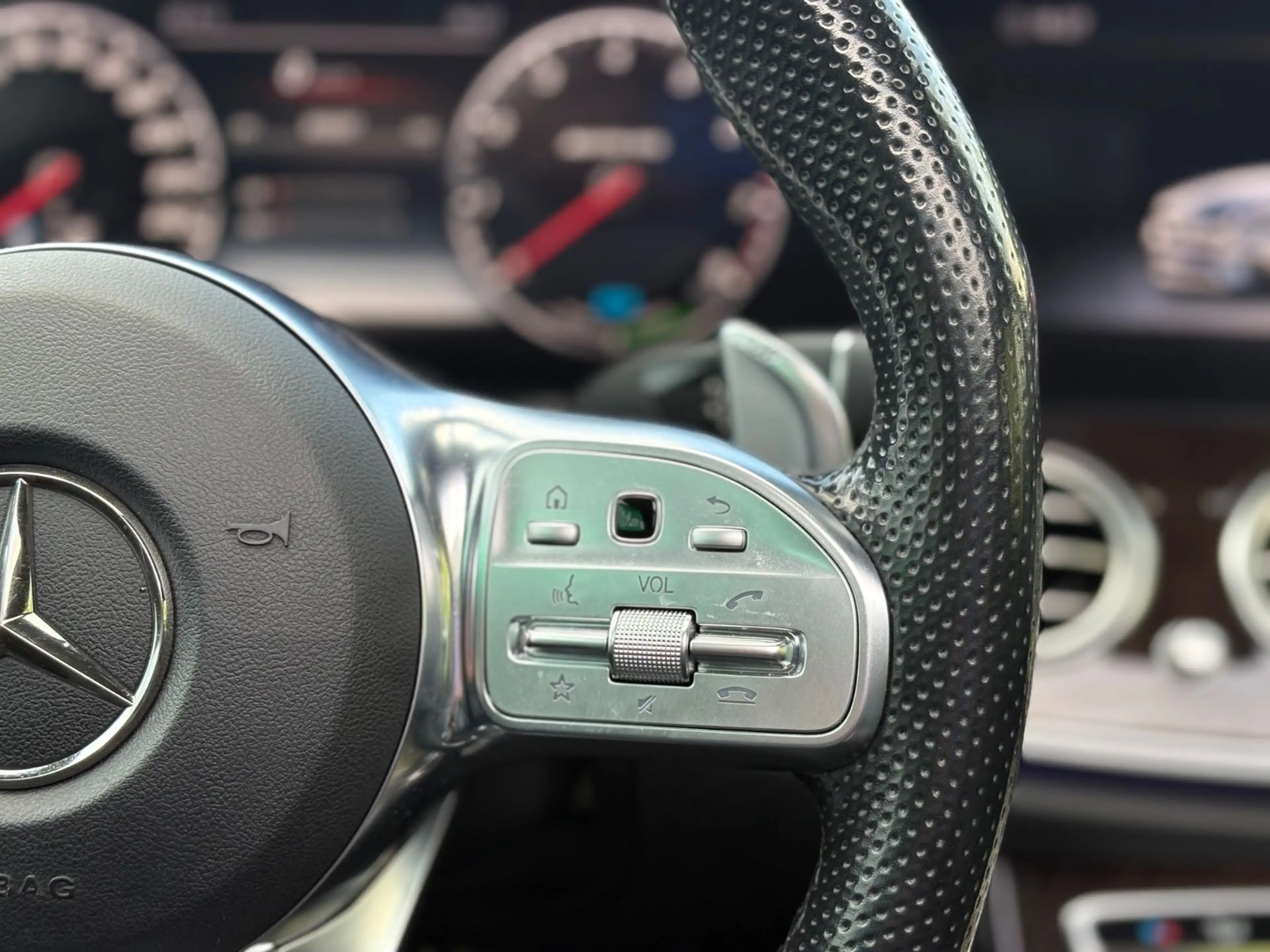 Mercedes-Benz E 53 AMG 4Matic+ Night Paket Panorama*AHK* — photo 13