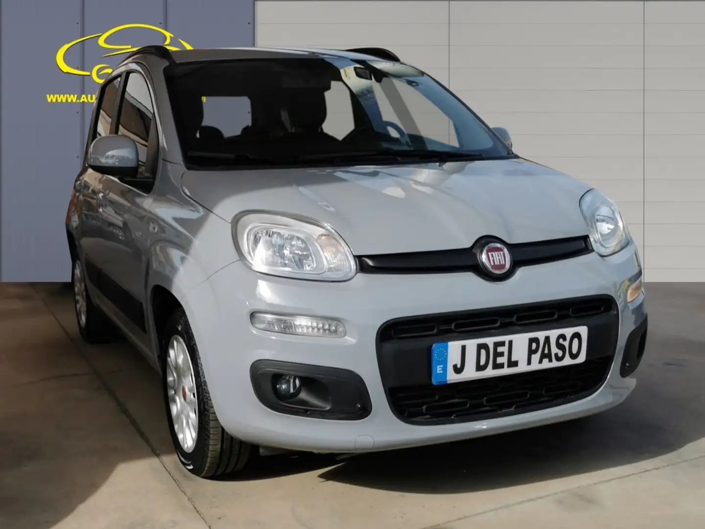 Fiat Panda 1.2 Lounge Gris - 1