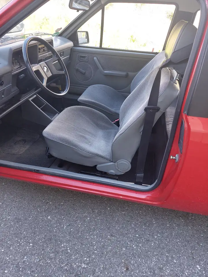 Opel Corsa LS 1,3 i, foto 4