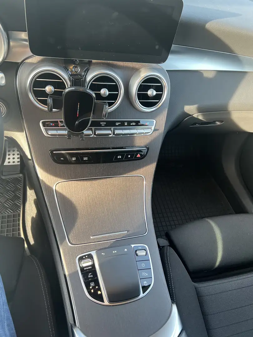 Mercedes-Benz GLC 300 300de 4Matic 9G-Tronic - 2