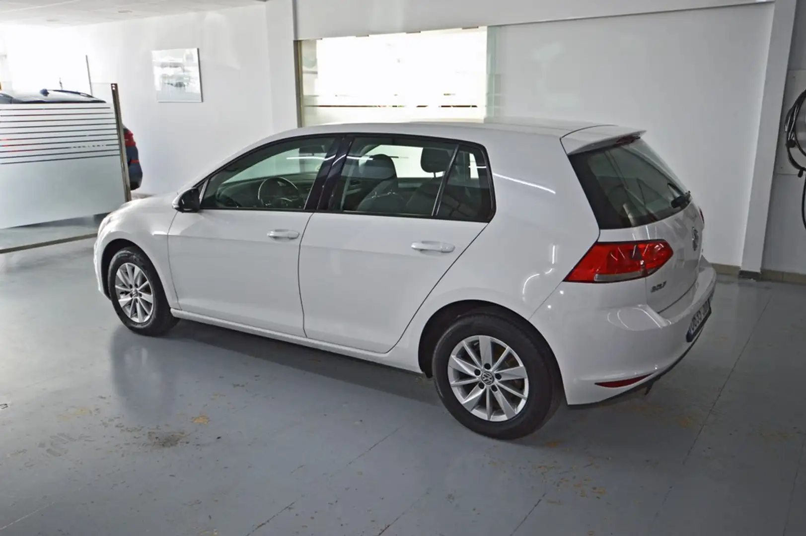 Volkswagen Golf 1.6TDI CR BMT Advance 105 Blanc - 2