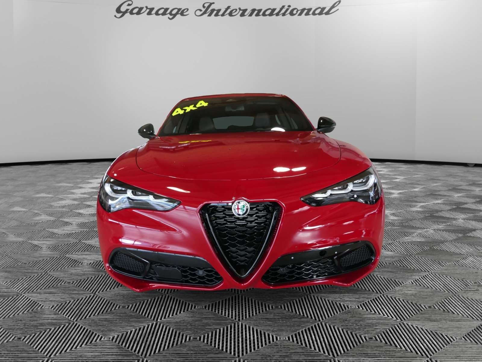 Alfa Romeo Stelvio 2025