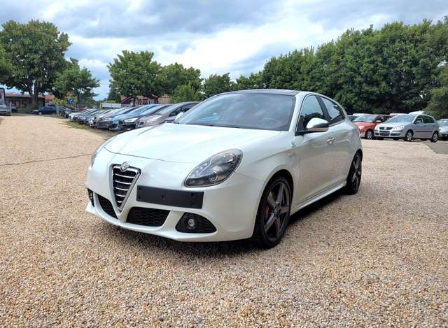 Imagine Alfa Romeo Giulietta Quadrifoglio Verde 1.8*SZH*8xLMF*TÜV*