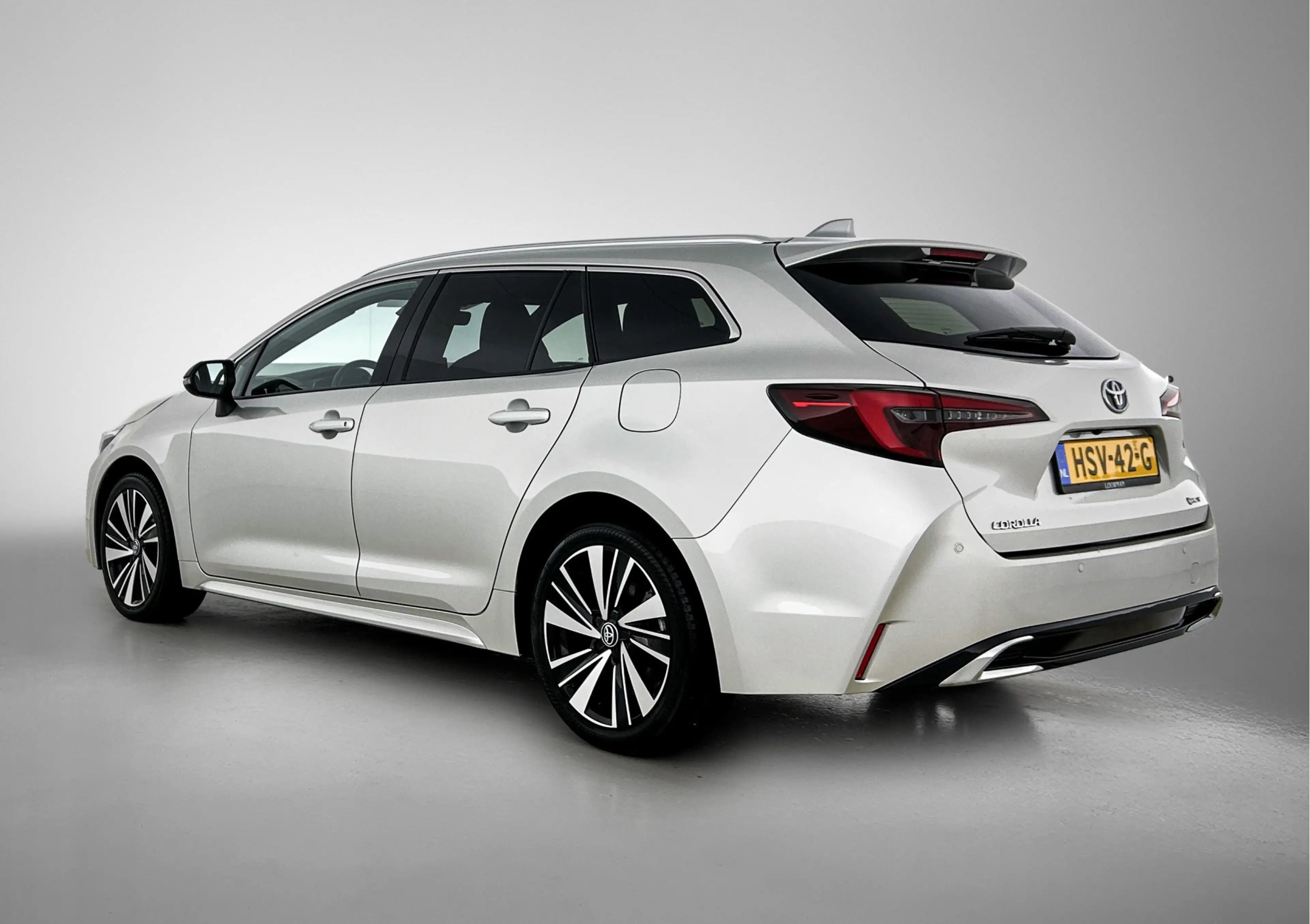 Toyota Corolla Touring Sports Hybrid 140 Dynamic Foto's nu wel go — photo 3