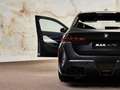 BMW M5 Touring V8 M Hybrid, Akrapovič, M Performance, Eve Grijs - thumbnail 39