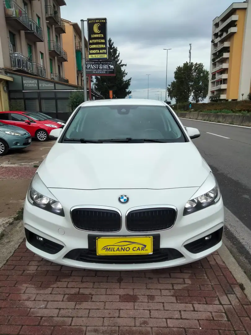 BMW 218 Active Tourer Luxury auto GPL Weiß - 1