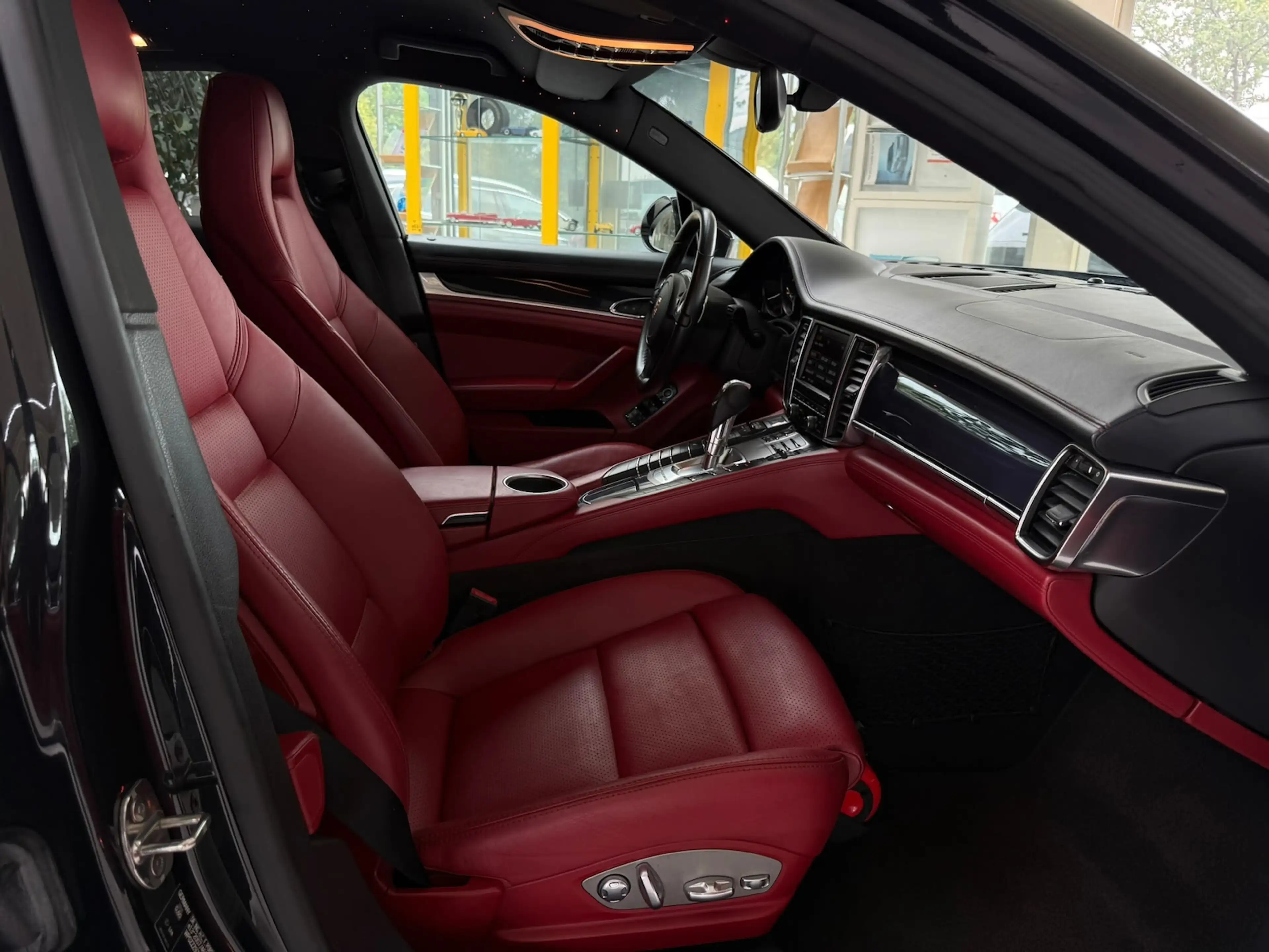Porsche Panamera 3.0 Diesel Luft Leder Bi-Xenon Kamera — photo 12