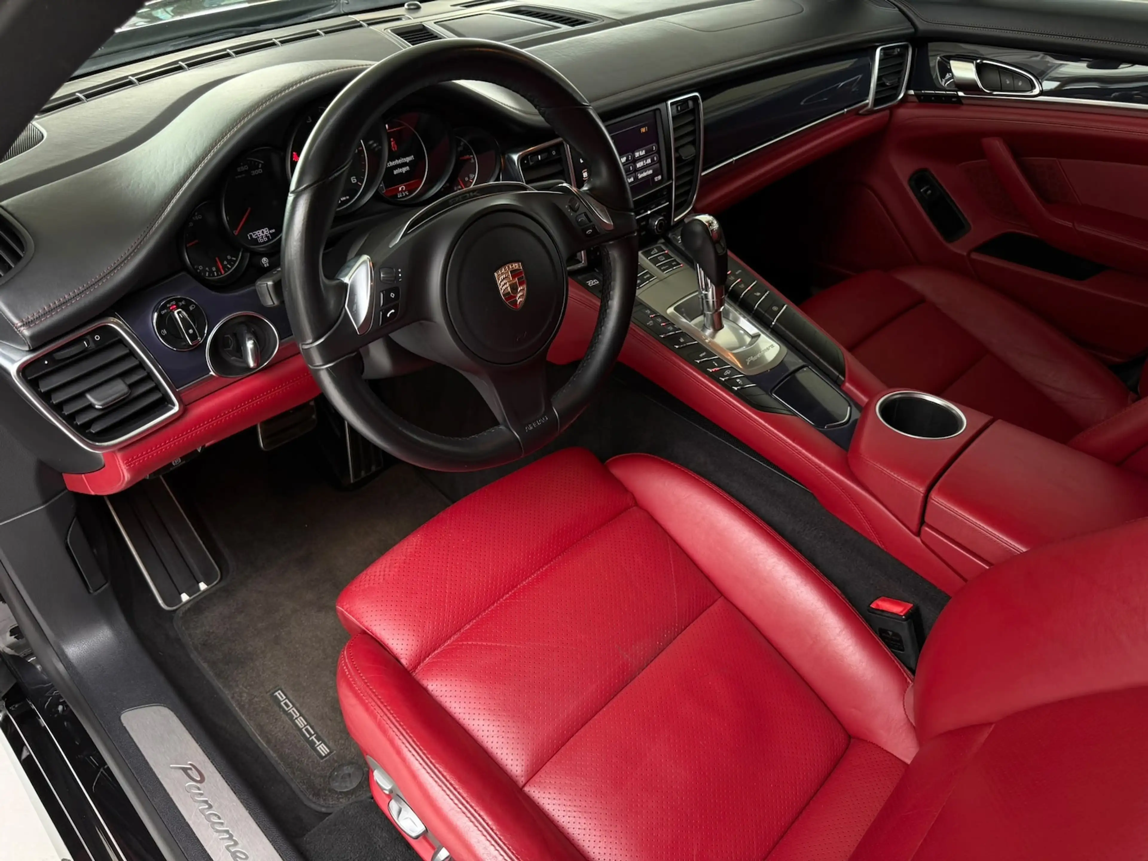 Porsche Panamera 3.0 Diesel Luft Leder Bi-Xenon Kamera — photo 9
