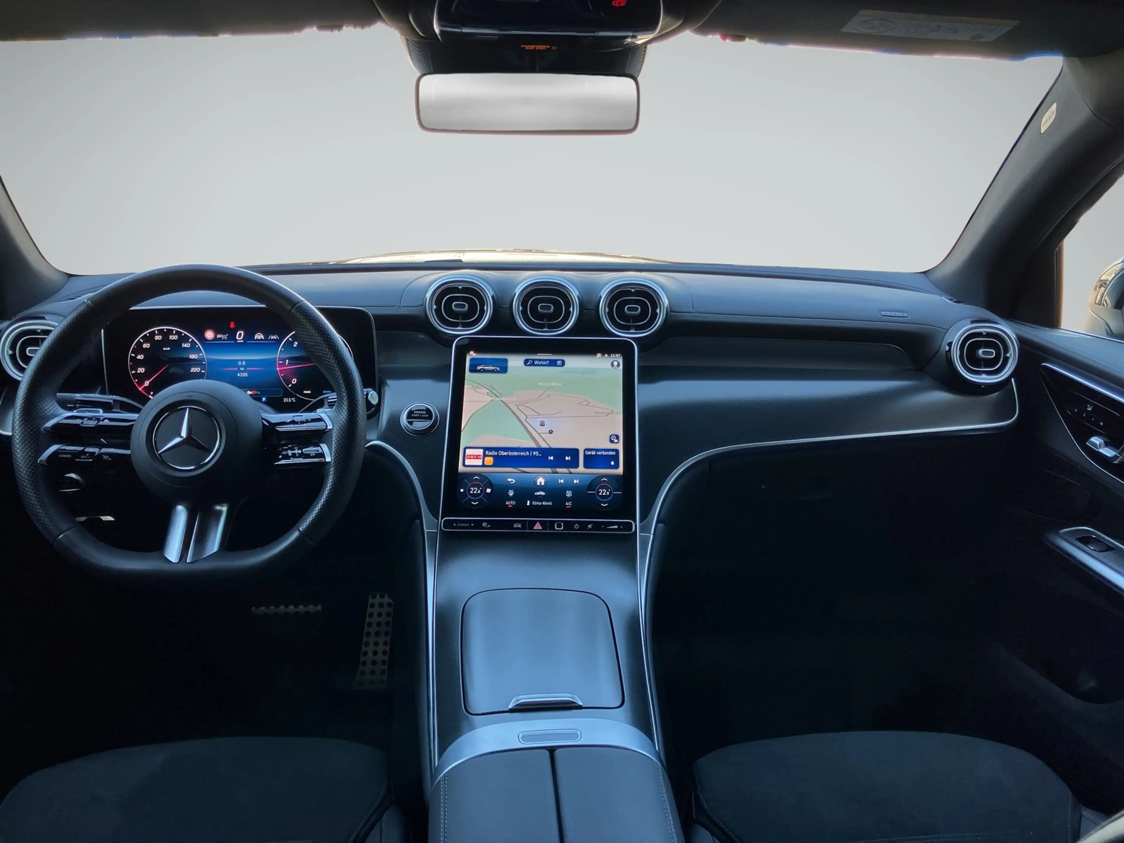 Mercedes-Benz GLC 200 d 4MATIC Coupé Österreich-Edition SHZ — photo 8