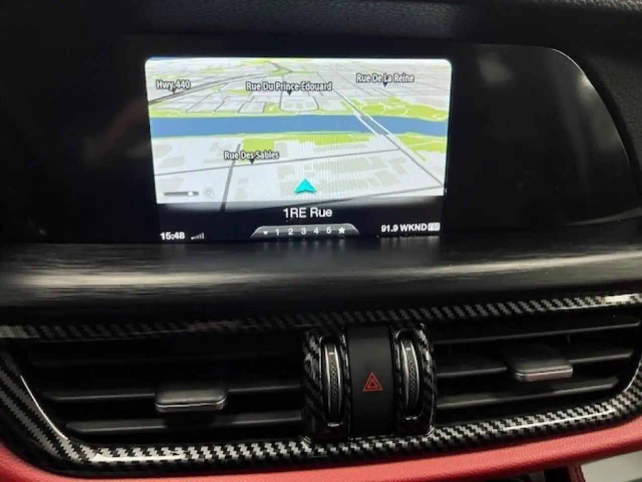 Alfa Romeo Stelvio снимка Alfa Romeo Stelvio