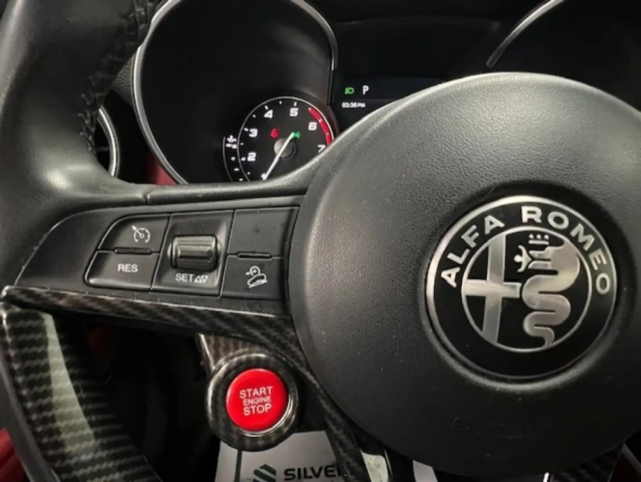 Alfa Romeo Stelvio снимка Alfa Romeo Stelvio